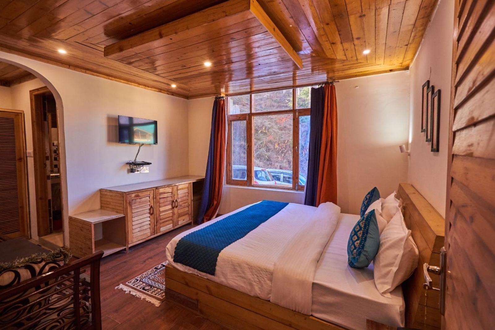 Homestay Himalayan Adventure & Budget Friendly Manali (Himachal Pradesh)